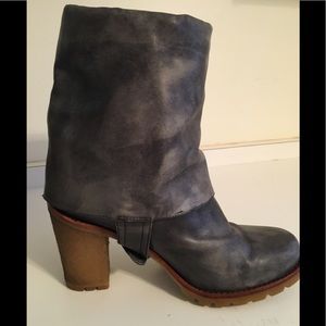 UGG Josie Convertible Bootie